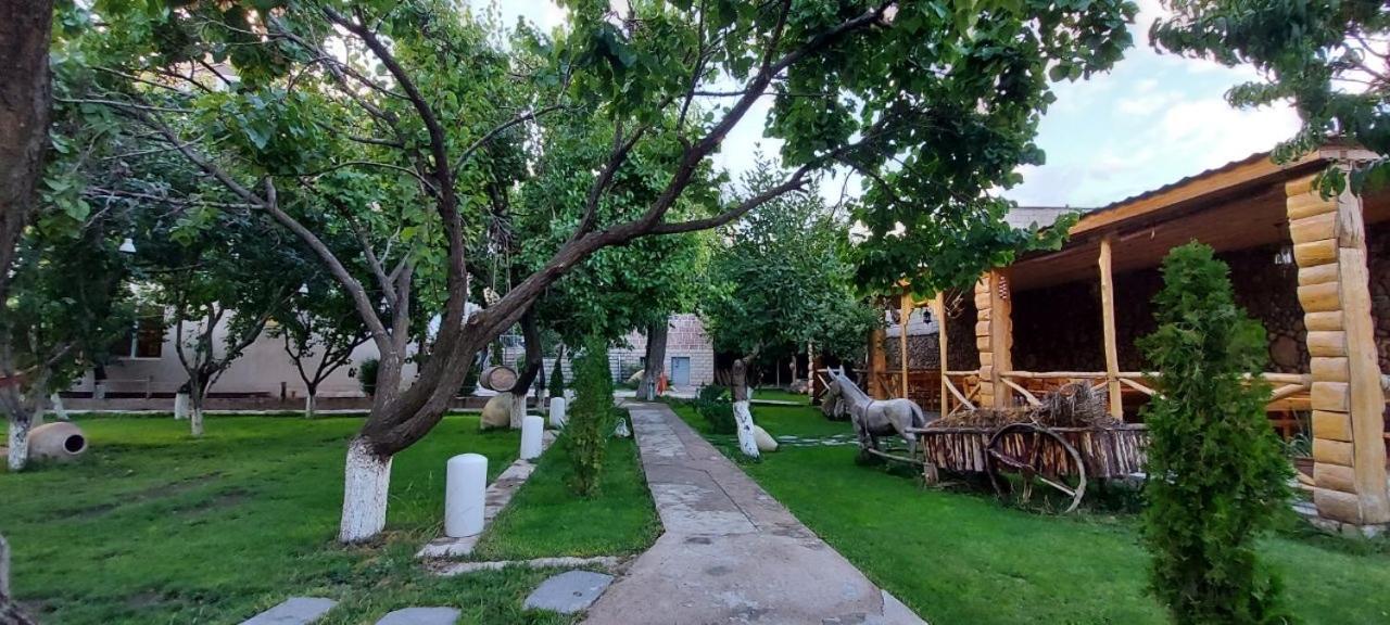 Garni Bread House Hotel Buitenkant foto